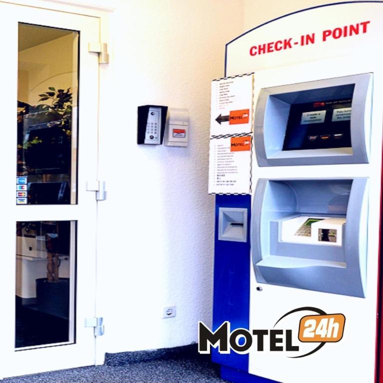 Motel 24H Hannover Exterior foto