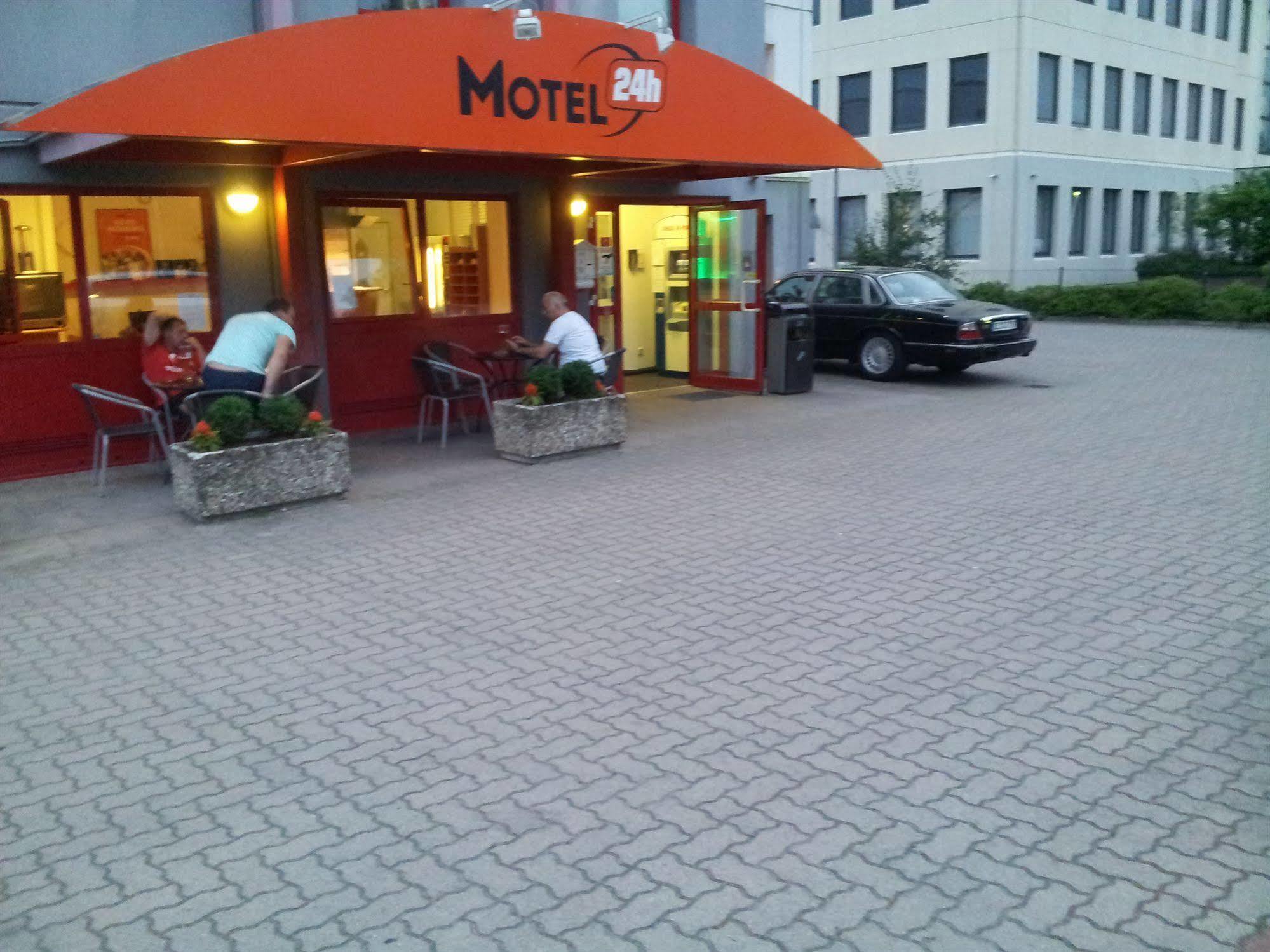 Motel 24H Hannover Exterior foto